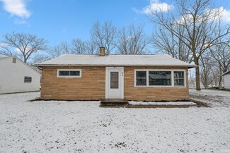 930 Courtney Dr, New Haven, IN 46774