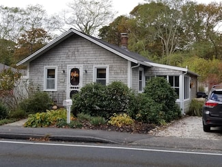 245 Old Craigville Rd, Hyannis, MA 02601