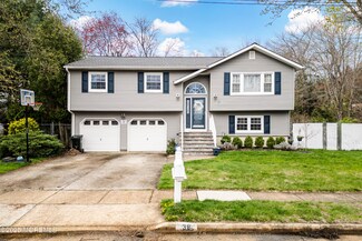 38 Evergreen Terrace, Monroe Township, NJ 08831