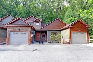 130 Emory Cir, Blairsville, GA 30512
