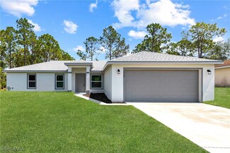 2908 35th St W, Lehigh Acres, FL 33971