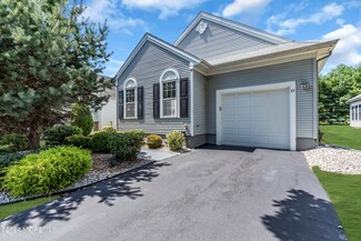 37 Gabriella Cir, Manchester, NJ 08759