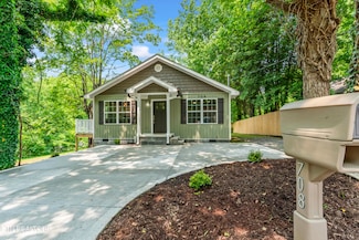 708 Byrd St, Clinton, TN 37716