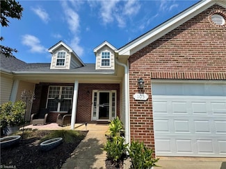 103 Maryland Dr, Thomasville, NC 27360