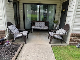 406 Downing Ct Unit 204F, Westampton, NJ 08060