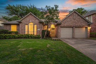2698 Pinehurst Dr, Grapevine, TX 76051