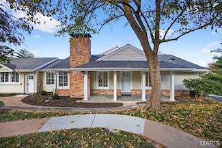 2432 Claymoor Dr, Chesterfield, MO 63017