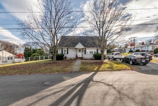 65 Clayton Ave, Methuen, MA 01844