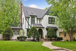 1722 Pinehurst Ave, Saint Paul, MN 55116