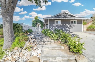 27829 Carnegie Ave, Santa Clarita, CA 91350