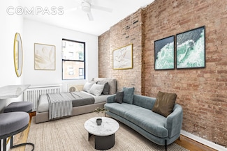 529 E 88th St Unit 1B, New York, NY 10128
