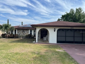 8630 Winter Haven Dr, Hudson, FL 34667
