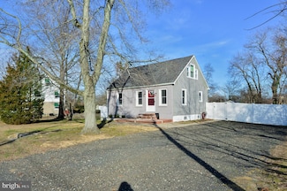 13 New York Ave, Hainesport, NJ 08036