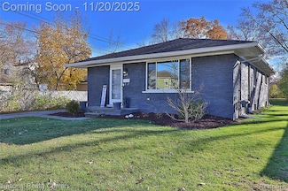 2863 Columbia Rd, Berkley, MI 48072