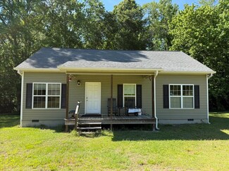 276 Hatfield Rd, Dalzell, SC 29040