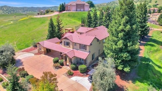 9140 Morton Davis Dr, Patterson, CA 95363