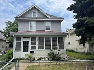 1051 Mclean Ave, Saint Paul, MN 55106