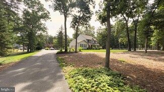 58 Woodside Dr, Tabernacle, NJ 08088