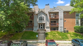 208 Spring Maiden Ct, Glen Burnie, MD 21060