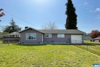 2018 E 3rd Ave, Port Angeles, WA 98362