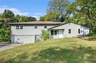 2618 N 51st St, Kansas City, KS 66104