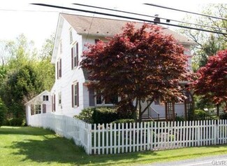 4554 Best Station Rd, Slatington, PA 18080