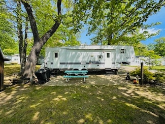 2757 Owens #205 Dr, Houghton Lake, MI 48629