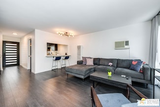 241 S Avenue 57 Unit 123, Los Angeles, CA 90042