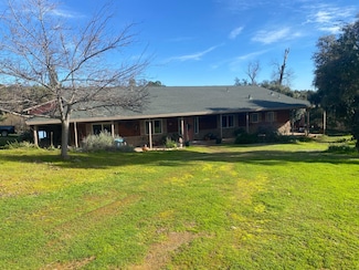 5142 Loop Rd, Marysville, CA 95901