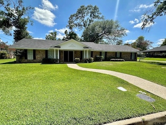 1815 Glen Arbor St, Tyler, TX 75703