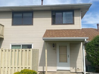 2356 Carnation Dr, Crest Hill, IL 60403