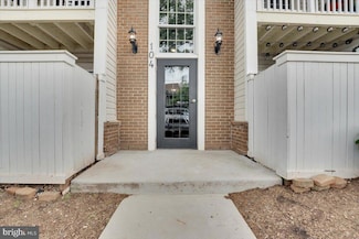 104 Westwick Ct Unit 1, Sterling, VA 20165