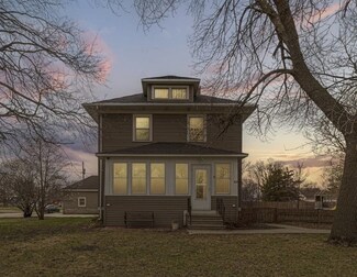 1502 Main St, Emmetsburg, IA 50536