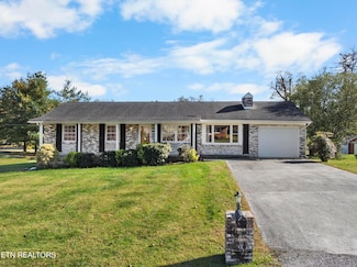 115 E Morningside Park, Lafollette, TN 37766