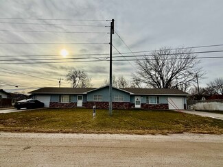 1002-1004 E G St, North Platte, NE 69101