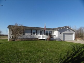 7440 Chili Riga Center Rd, Churchville, NY 14428