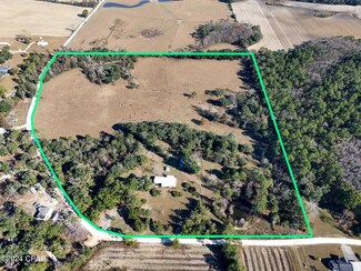 2986 Sheffield Dr, Bonifay, FL 32425
