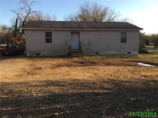 318 S Long St, Salisbury, NC 28144