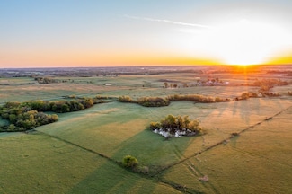 2100 Road 400, Burlingame, KS 66413