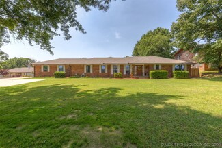 652 W 81st St, Tulsa, OK 74132