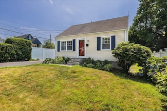 7 Melville Ave, Fairfield, CT 06825