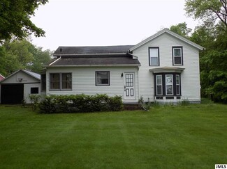 9501 Crawford Rd, Springport, MI 49284