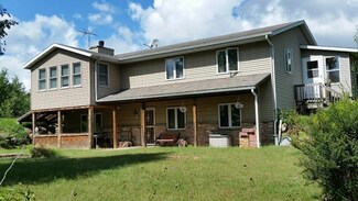 S7248 Bluff Rd, Merrimac, WI 53561