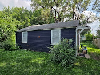 907 Maple Ave, Machesney Park, IL 61115