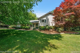 7189 Lindenmere Dr, Bloomfield Hills, MI 48301