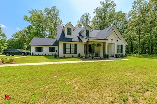 104 Juli Ln, Benton, LA 71006