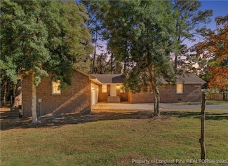 615 E 3rd Ave, Red Springs, NC 28377