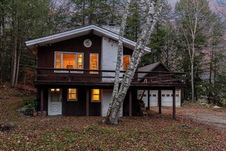 713 Luce Hill Rd, Stowe, VT 05672