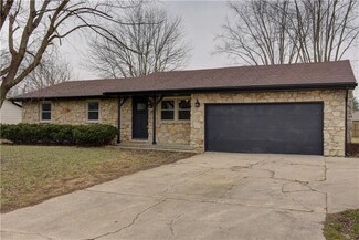 4515 W Newton Dr, Edinburgh, IN 46124