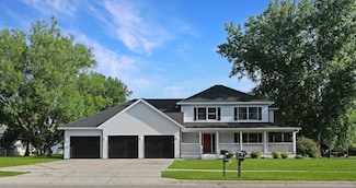 2403 Goettens Way, Saint Cloud, MN 56301